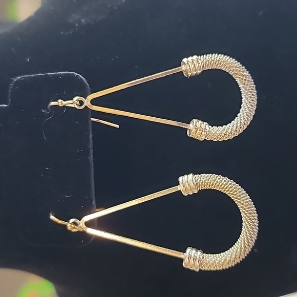 Teardrop Earrings - Picture 4 of 4